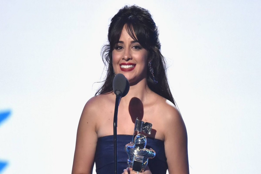 Cabello Was Adorably Flustered During Her VMA Speech