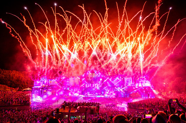 Upcoming100 Tomorrowland Celebrates 15 Successful Years With 23 Minute 2019 Aftermovie Watch