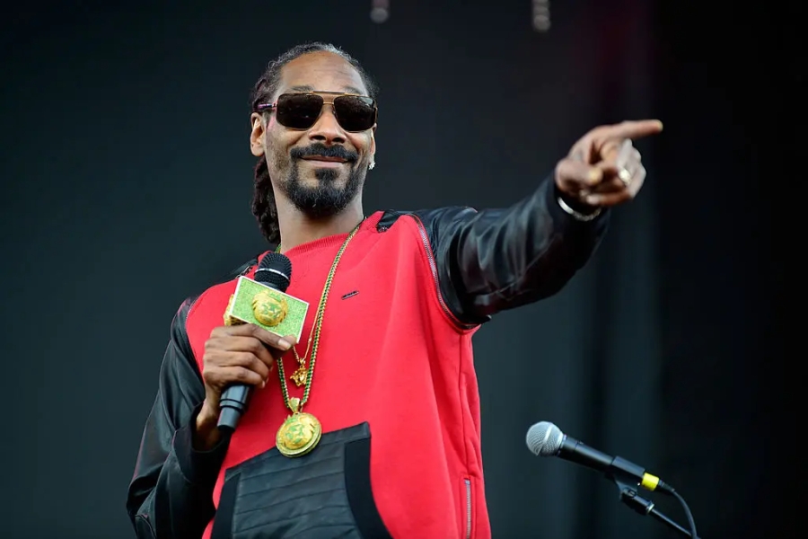 Snoop Dogg & Dr. Dre Reunite To Make New Album, Missionary